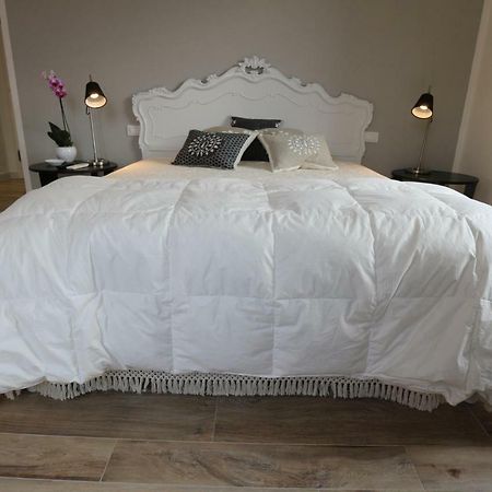 Al 32 B&B Massa Marittima Eksteriør bilde