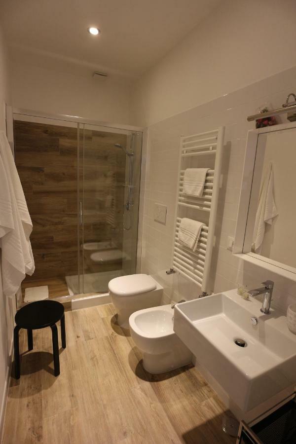 Al 32 B&B Massa Marittima Eksteriør bilde