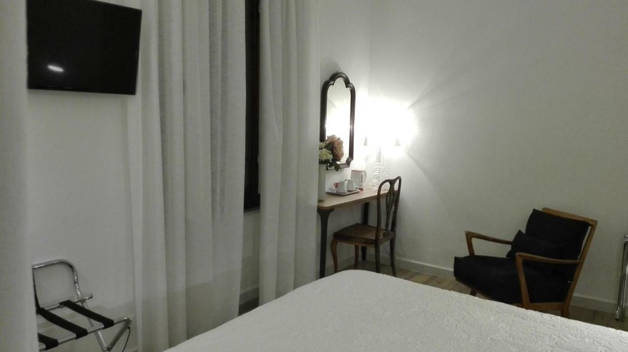 Al 32 B&B Massa Marittima Eksteriør bilde